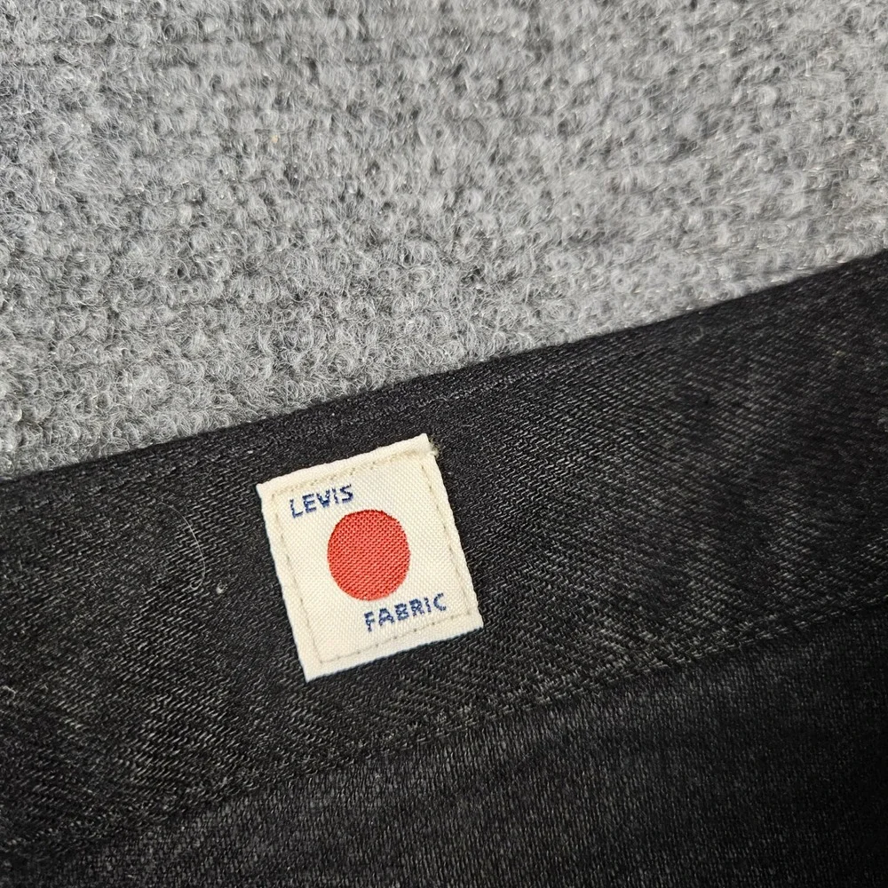 $248 Levis Wide Pleat Crop Japanese Fabric Jeans Mens 36 Black Denim NEW